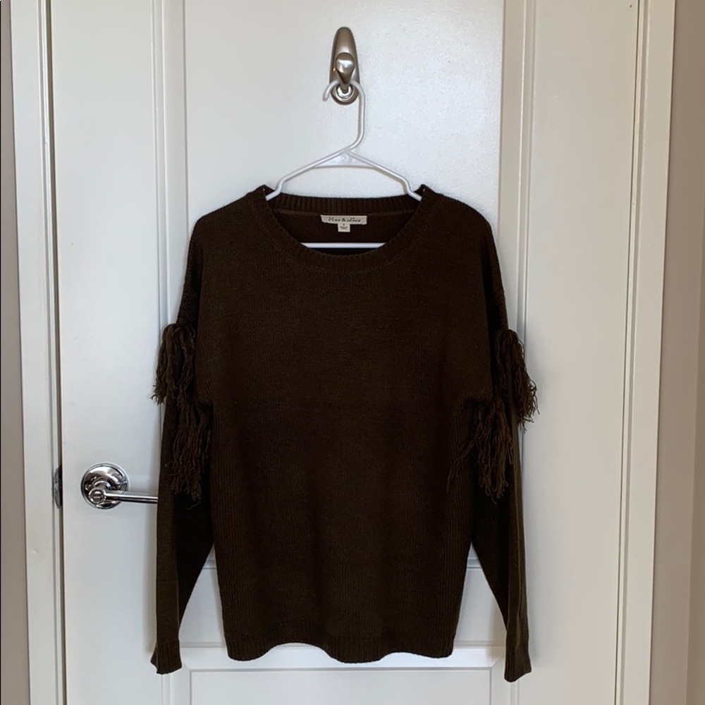 Dark green sweater Vine&Love